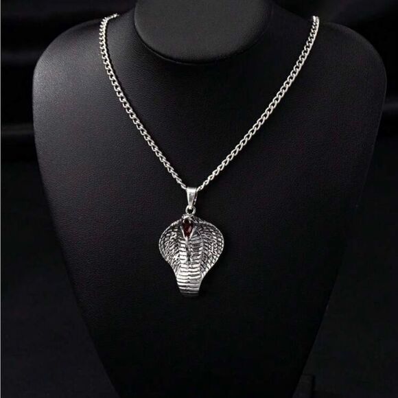 Gothic Cobra Snake Necklace, Silver Tone, engraved details, Fangs, Tongue - Picture 1 of 2